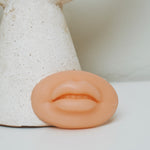 LIP SILICONE PRACTICE MOLD